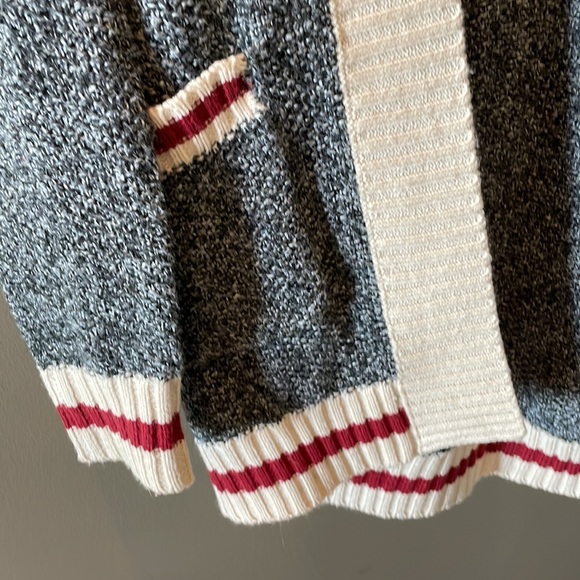 Cute fall cardigan - Picture 2 of 2